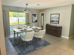 6210 NE 21st Rd in Fort Lauderdale, FL - Building Photo - Building Photo