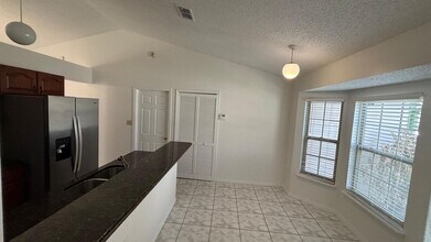 5127 Mill Stream Rd in Ocoee, FL - Building Photo - Building Photo