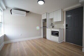 142 Dorchester St in Boston, MA - Building Photo - Building Photo
