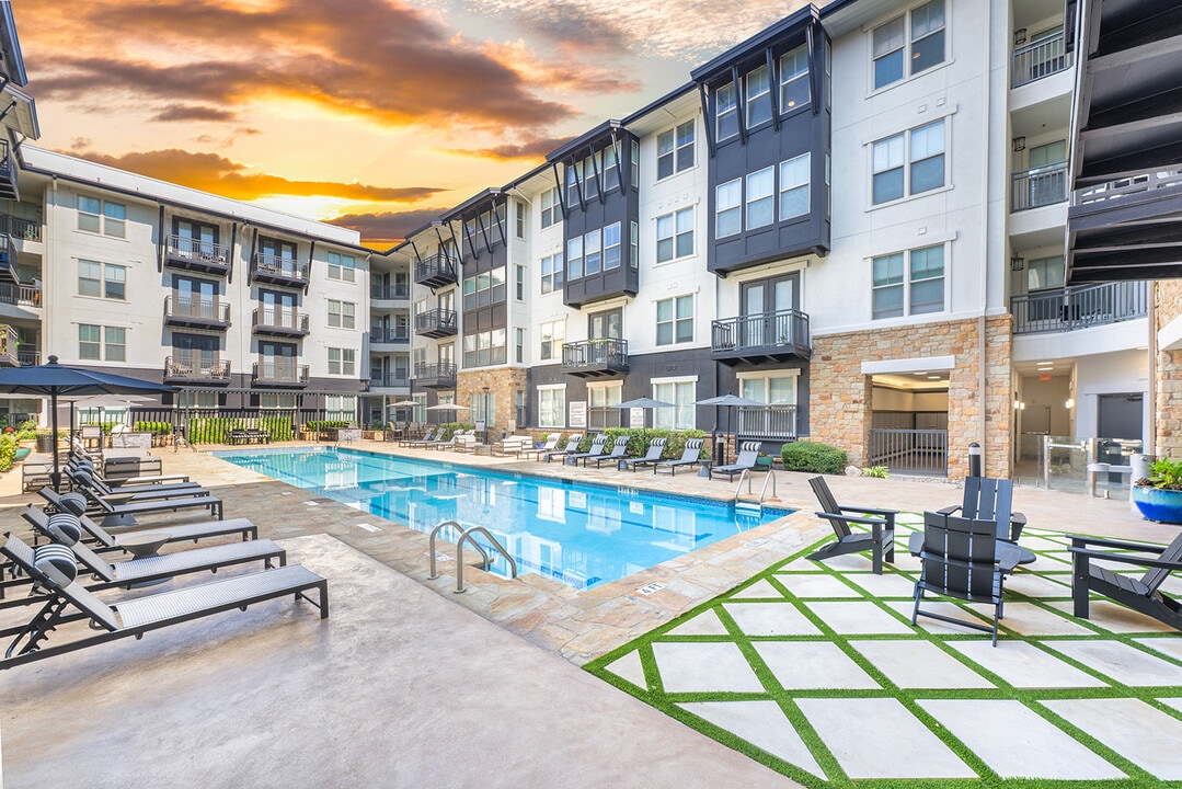 MAA West Austin in Austin, TX - Foto de edificio