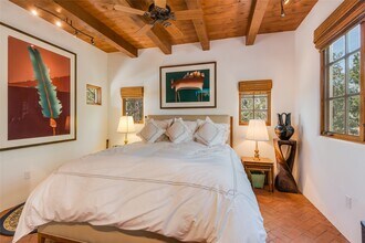 10 Sierra Rosa Loop in Santa Fe, NM - Building Photo - Building Photo