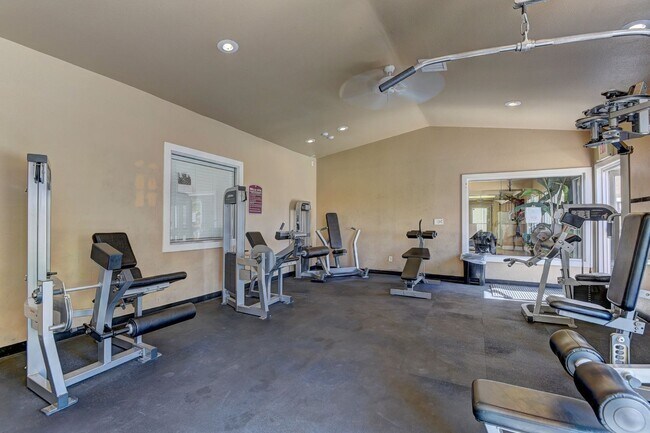 5097 Indian River Dr in Las Vegas, NV - Building Photo - Building Photo