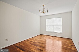 8024 Big Pool Rd in Laurel, MD - Building Photo - Building Photo