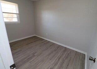 511 GA-305 in Midville, GA - Building Photo - Building Photo