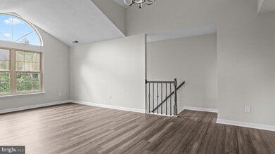 4008 Waltham Ct in Yardley, PA - Building Photo - Building Photo