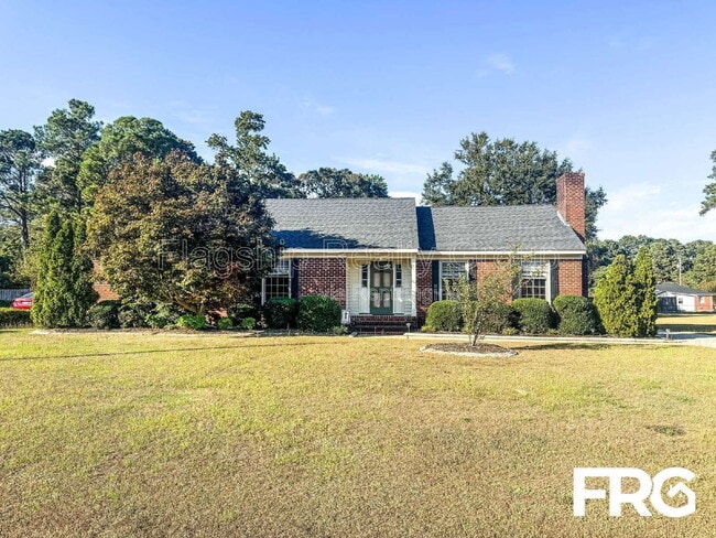 property at 207 Woodbine St