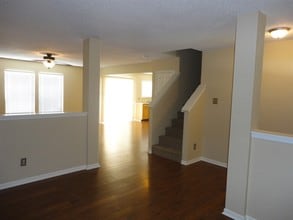 8533 Belle Union Ct in Indianapolis, IN - Foto de edificio - Building Photo