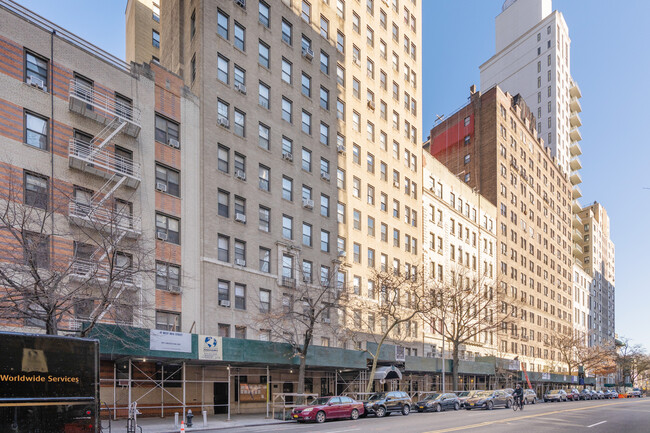 41 W 96th St in New York, NY - Building Photo - Building Photo