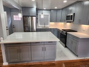 132A Hawthorne Ave in Floral Park, NY - Building Photo - Building Photo