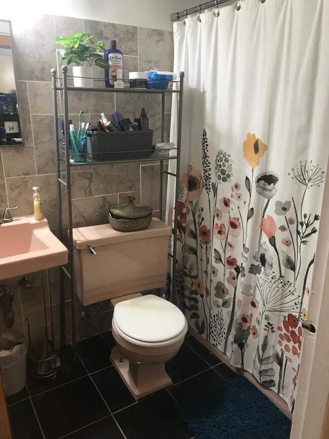 790 Hyde Park, Unit 27
