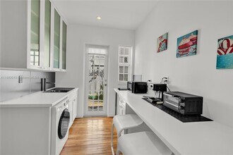 439 15th St in Miami Beach, FL - Building Photo - Building Photo