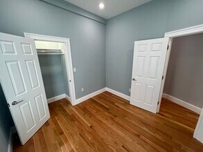 29 Alpine St, Unit 29 in Somerville, MA - Foto de edificio - Building Photo