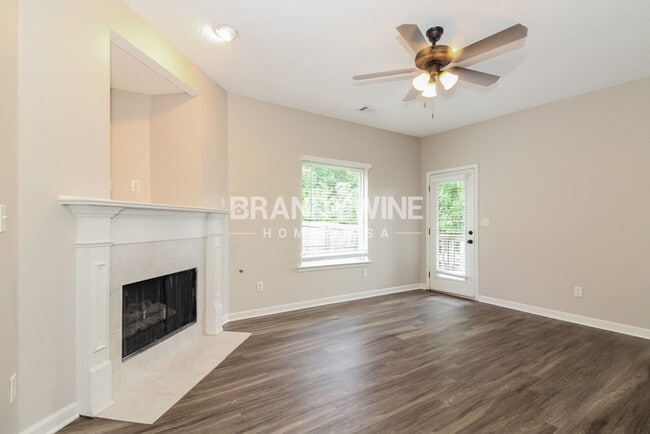 9238 Lazzini Cove in Cordova, TN - Building Photo - Building Photo