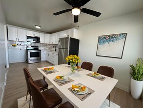 1843 Parkway Blvd, Unit 2 in Salt Lake City, UT - Building Photo - Building Photo