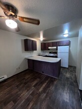 4905 S Orchard St in Tacoma, WA - Building Photo - Building Photo