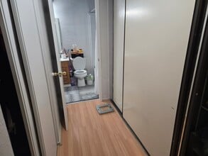 2321 Highbury Ave, Unit 55 in Los Angeles, CA - Building Photo - Building Photo