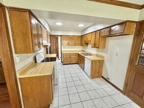 7086 Cobblestone Dr in Memphis, TN - Building Photo - Building Photo