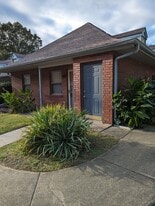 2221 Wentwood Valley Dr, Unit #6 in Little Rock, AR - Building Photo