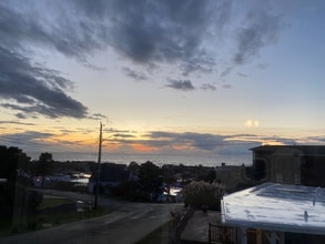 1727 NE 17th St in Lincoln City, OR - Building Photo - Building Photo