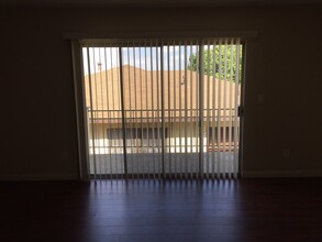 2607 Voorhees Ave, Unit Apt # 3 in Redondo Beach, CA - Building Photo - Building Photo