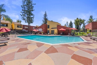 Brookhollow in West Covina, CA - Building Photo - Building Photo