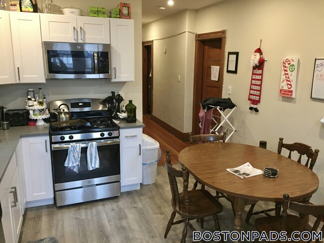 174 St Alphonsus St, Unit 3 in Boston, MA - Building Photo - Building Photo