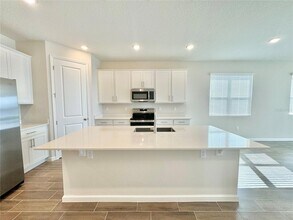 824 Griffon Ave in Lake Alfred, FL - Building Photo - Building Photo