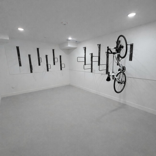 6012 10th Ave in Los Angeles, CA - Foto de edificio - Building Photo