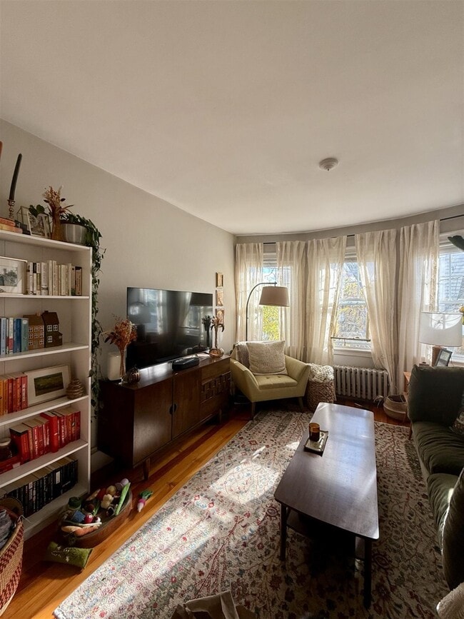 11 Eustis St, Unit 1l