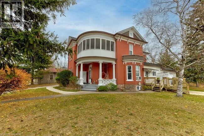 635 Laurel St in Cambridge, ON - Building Photo - Building Photo