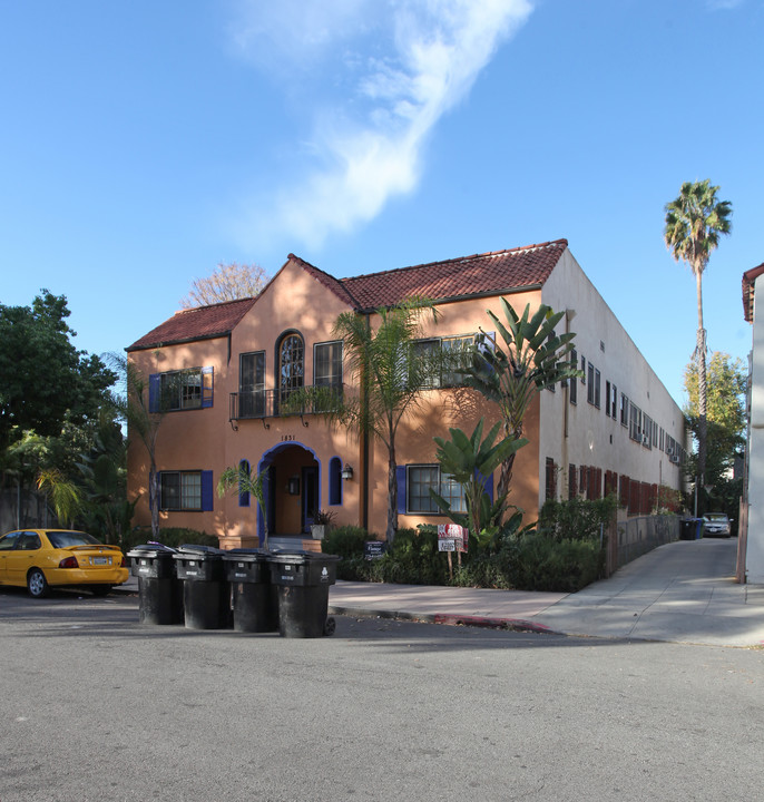 1831 N New Hampshire Ave in Los Angeles, CA - Building Photo