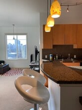 124 Bellevue Ave E, Unit 701 in Seattle, WA - Building Photo - Building Photo
