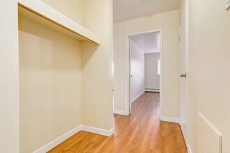 Skyview Apartments in Edmonton, AB - Building Photo - Building Photo