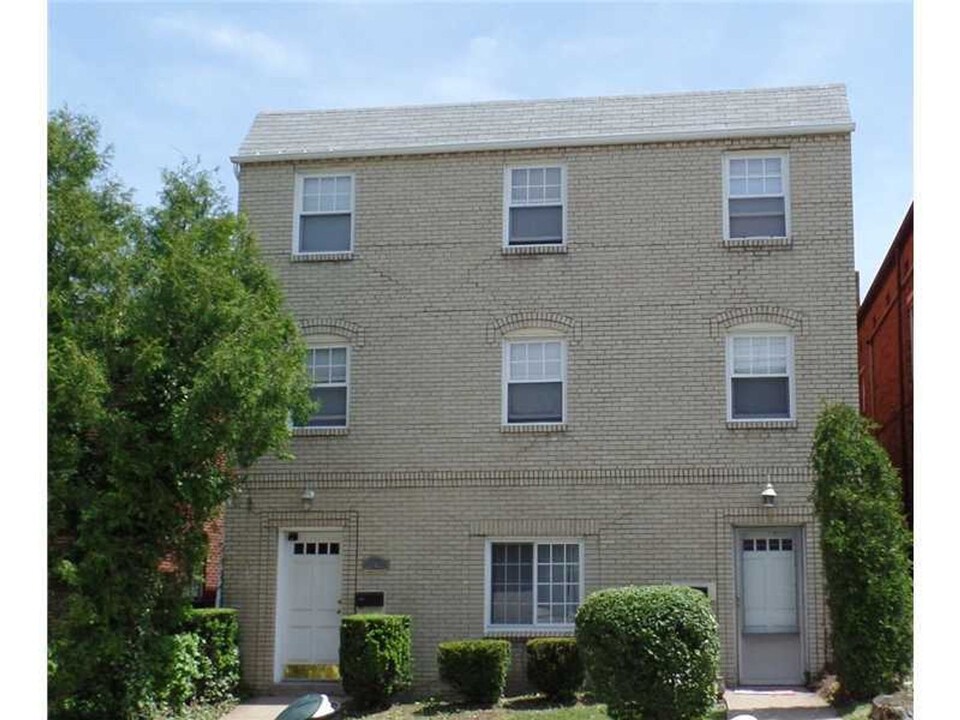 4 Purchase Pl in Pittsburgh, PA - Foto de edificio