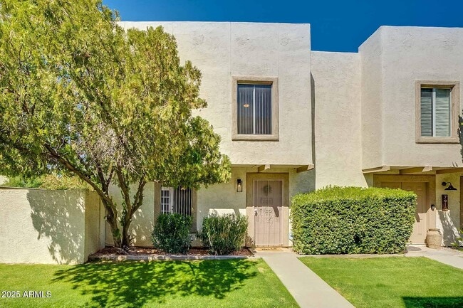 property at 7906 E Keim Dr