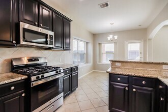 4314 Firebrush Ln in Baytown, TX - Building Photo - Building Photo