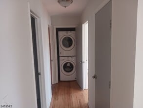 83 N Willow St in Montclair, NJ - Foto de edificio - Building Photo