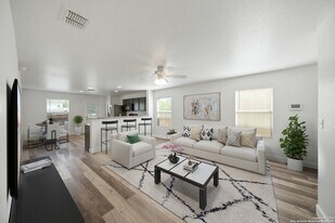 10726 Rimfire Run Ln, Unit 051 in San Antonio, TX - Building Photo