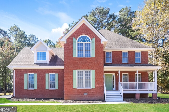 property at 105 Redspire Ln