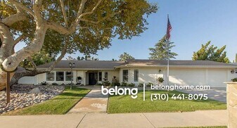 22243 Craggyview St in Los Angeles, CA - Building Photo