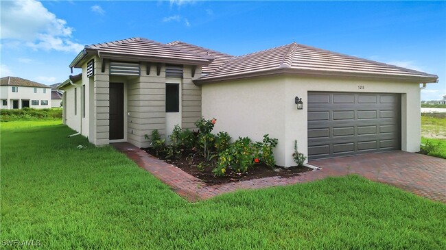 5218 Karlia Dr in Ave Maria, FL - Foto de edificio - Building Photo