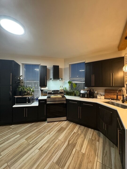 9121 S Mackinaw Ave in Chicago, IL - Building Photo