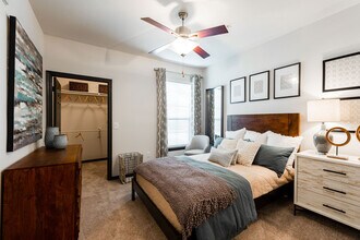 Grandea Lakemont in Richmond, TX - Building Photo - Interior Photo