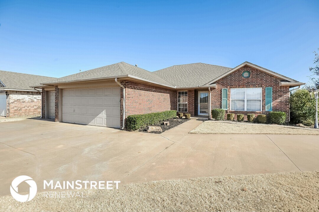 3816 Windgate W Rd in Oklahoma City, OK - Building Photo