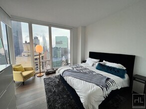 East 44th Street in New York, NY - Building Photo - Building Photo