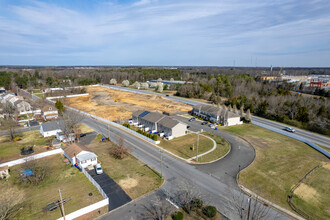 Whitaker Walk in Millville, NJ - Foto de edificio - Building Photo