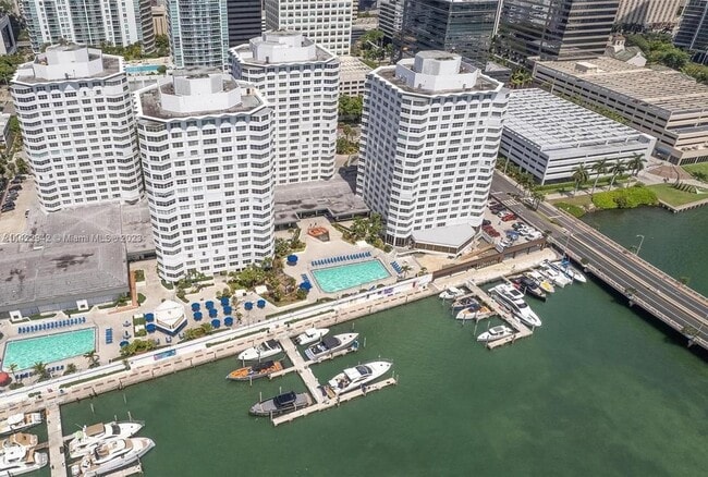 property at 999 Brickell Bay Dr