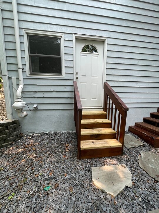 1720 Branch Valley Dr, Unit 1 Bedroom Apartment in Roswell, GA - Building Photo