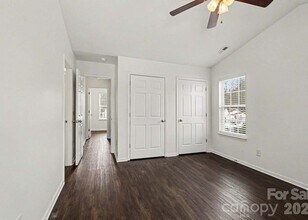 10540 Gold Pan Rd in Charlotte, NC - Building Photo - Building Photo