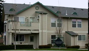 Gladstone Square Apartments in Portland, OR - Foto de edificio - Building Photo